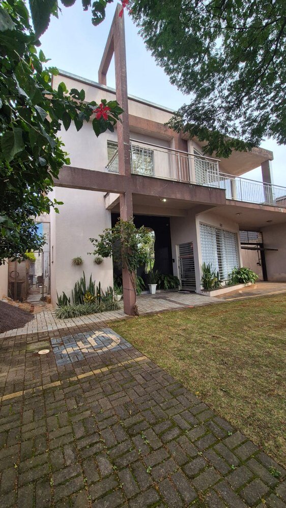 Casa ampla com piscina — foto 4